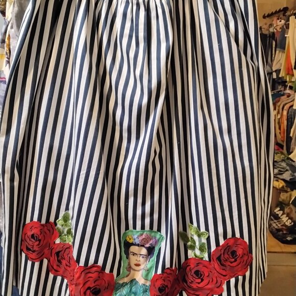 Frida Kahlo Skirt - Picture 1 of 3